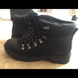 Black Ankle Boots | Size 6.5